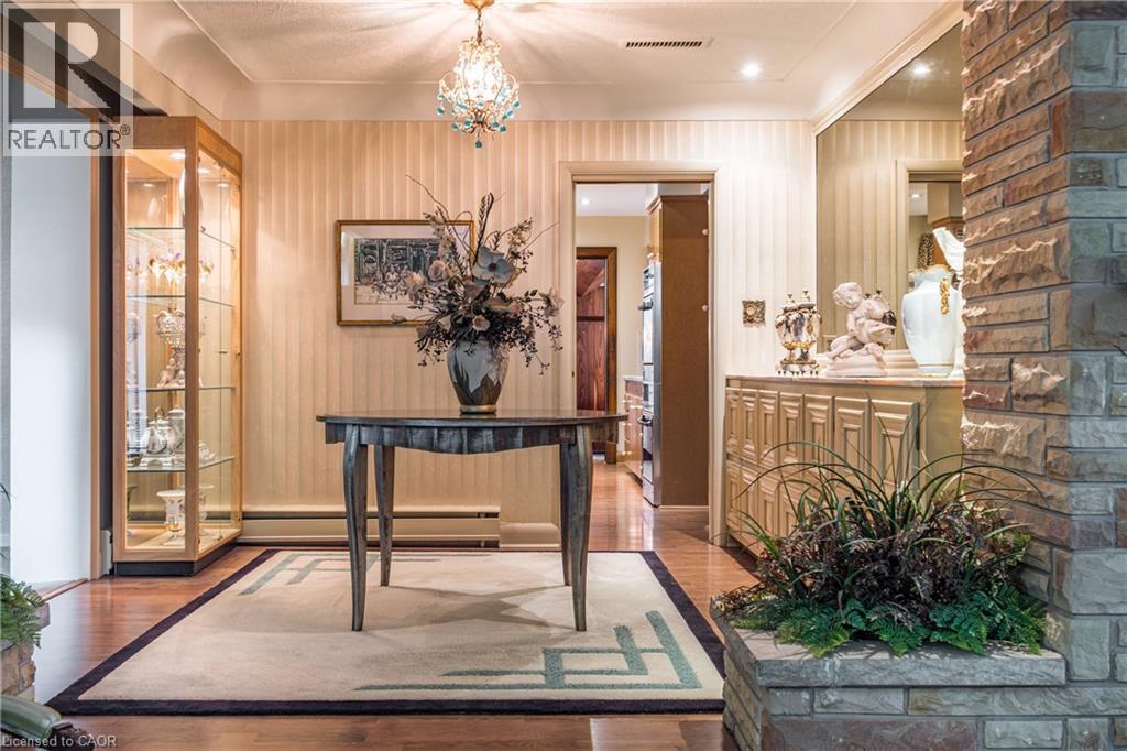 6 Freeland Court, Hamilton, Ontario  L8S 3R5 - Photo 13 - 40802267