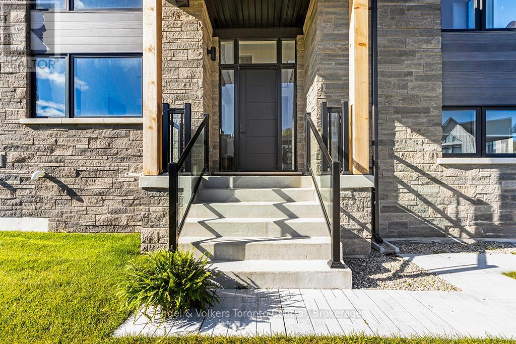 157 Springside Crescent, Blue Mountains, Ontario  L9Y 5L3 - Photo 11 - X12750046