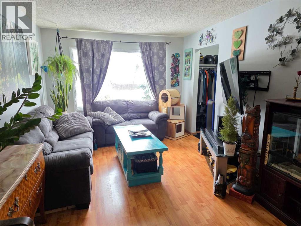 7206 99a Street, Grande Prairie, Alberta  T8V 4Y4 - Photo 10 - A2282246