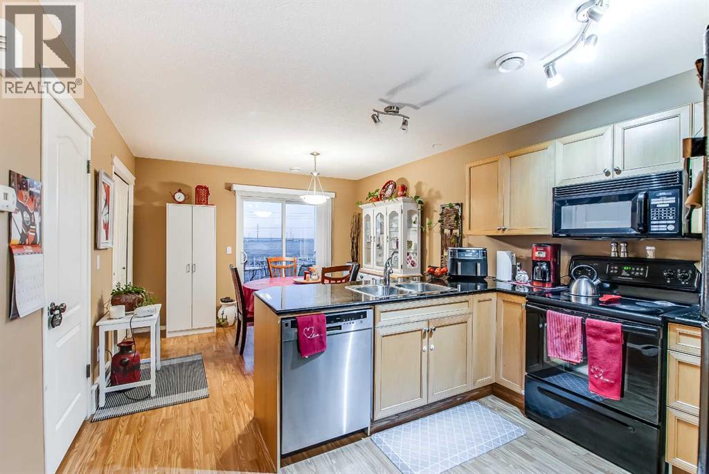208 Northlands Pointe Ne, Medicine Hat, Alberta  T1C 0C4 - Photo 8 - A2265908