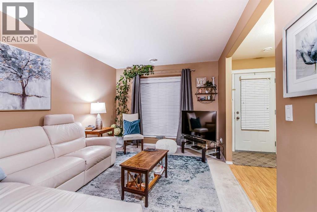 208 Northlands Pointe Ne, Medicine Hat, Alberta  T1C 0C4 - Photo 6 - A2265908