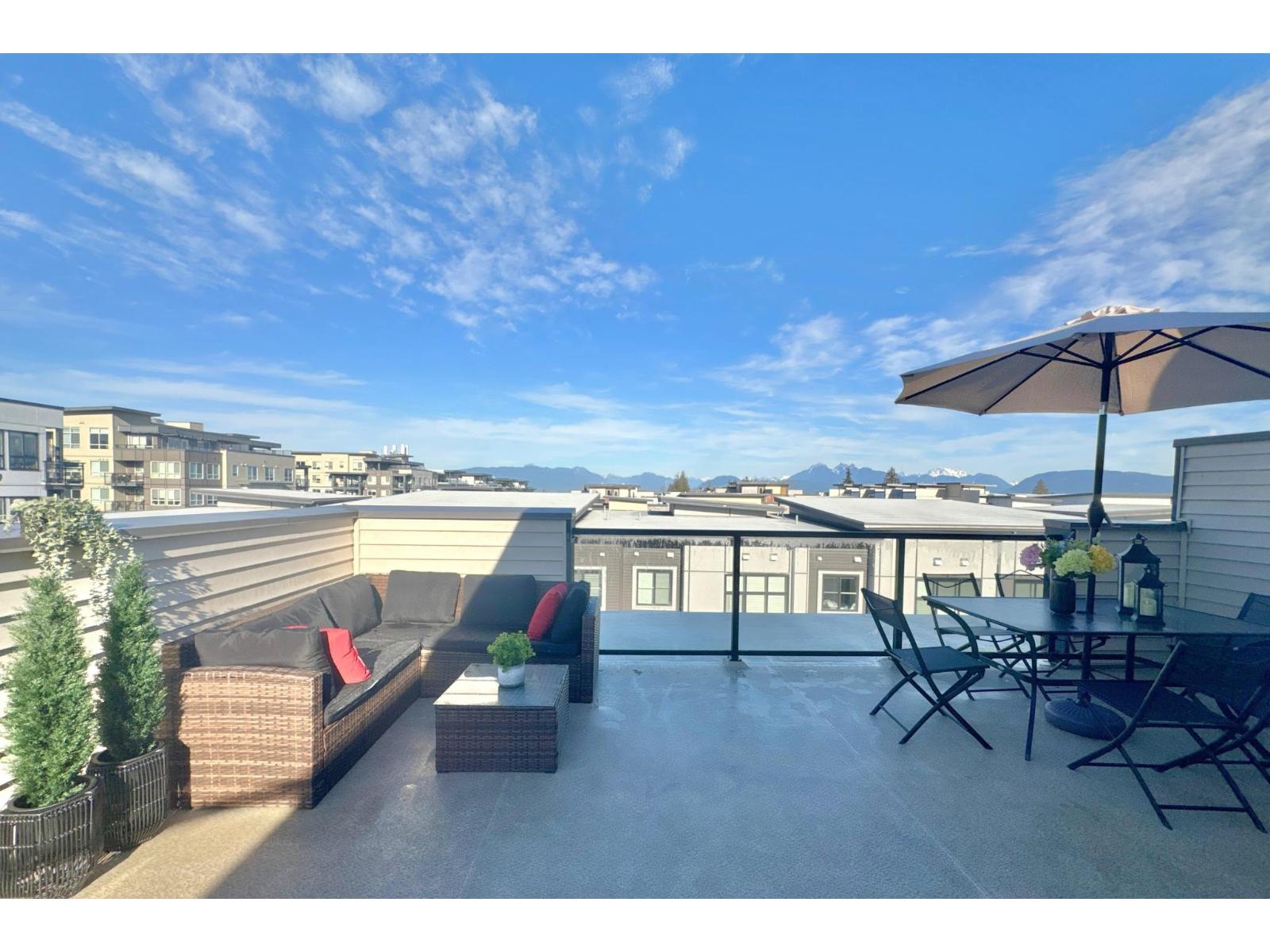 15 20852 78B AVENUE, langley, British Columbia