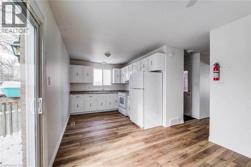 839 Doon Village Road, Kitchener, Ontario  N2P 1A1 - Photo 13 - 40801686