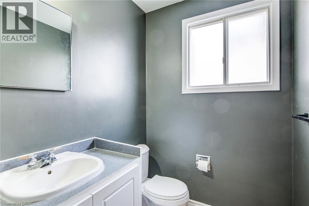 839 Doon Village Road, Kitchener, Ontario  N2P 1A1 - Photo 9 - 40801686