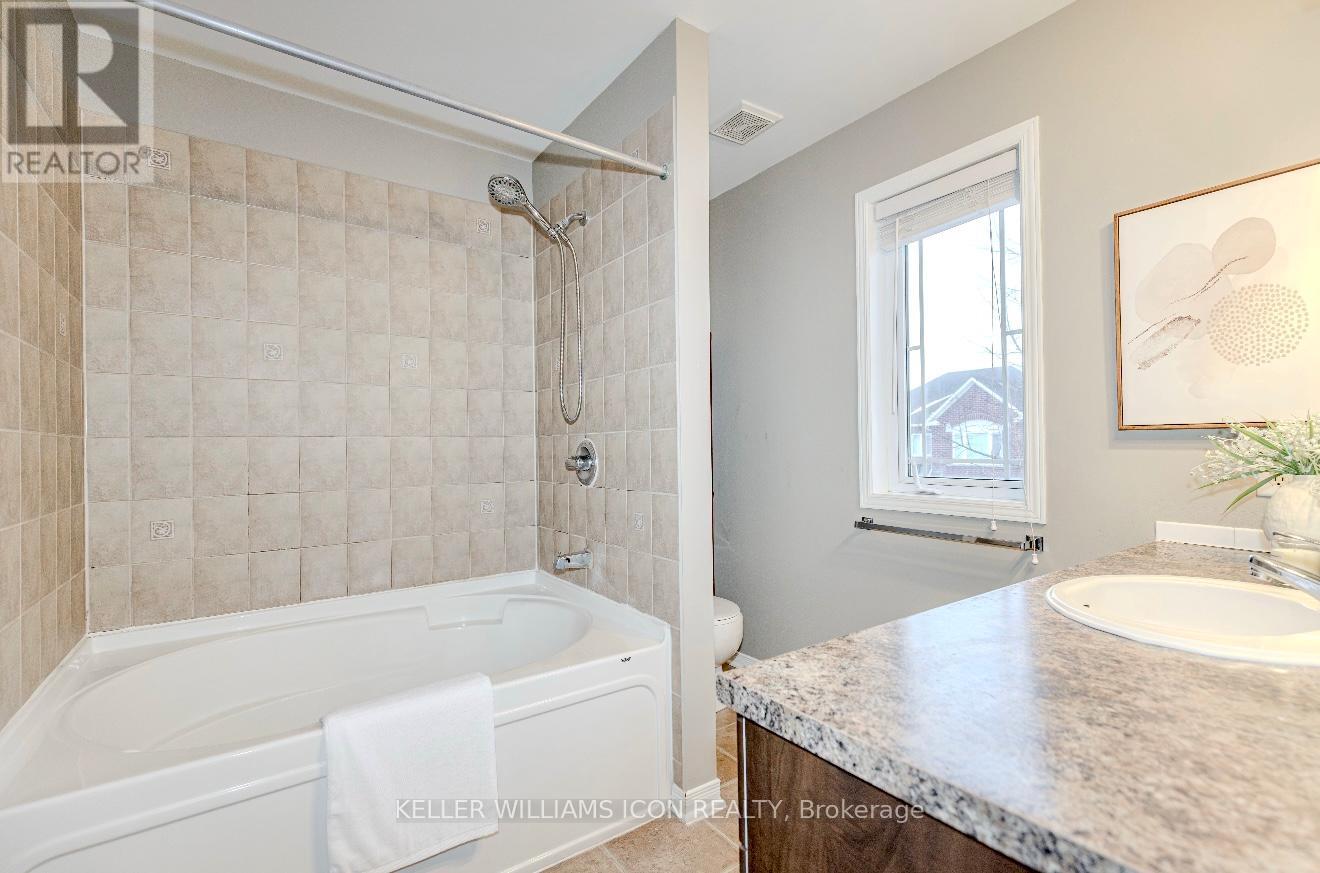 40 Huntcliff Place, Ottawa, Ontario  K2G 6Z8 - Photo 28 - X12698288