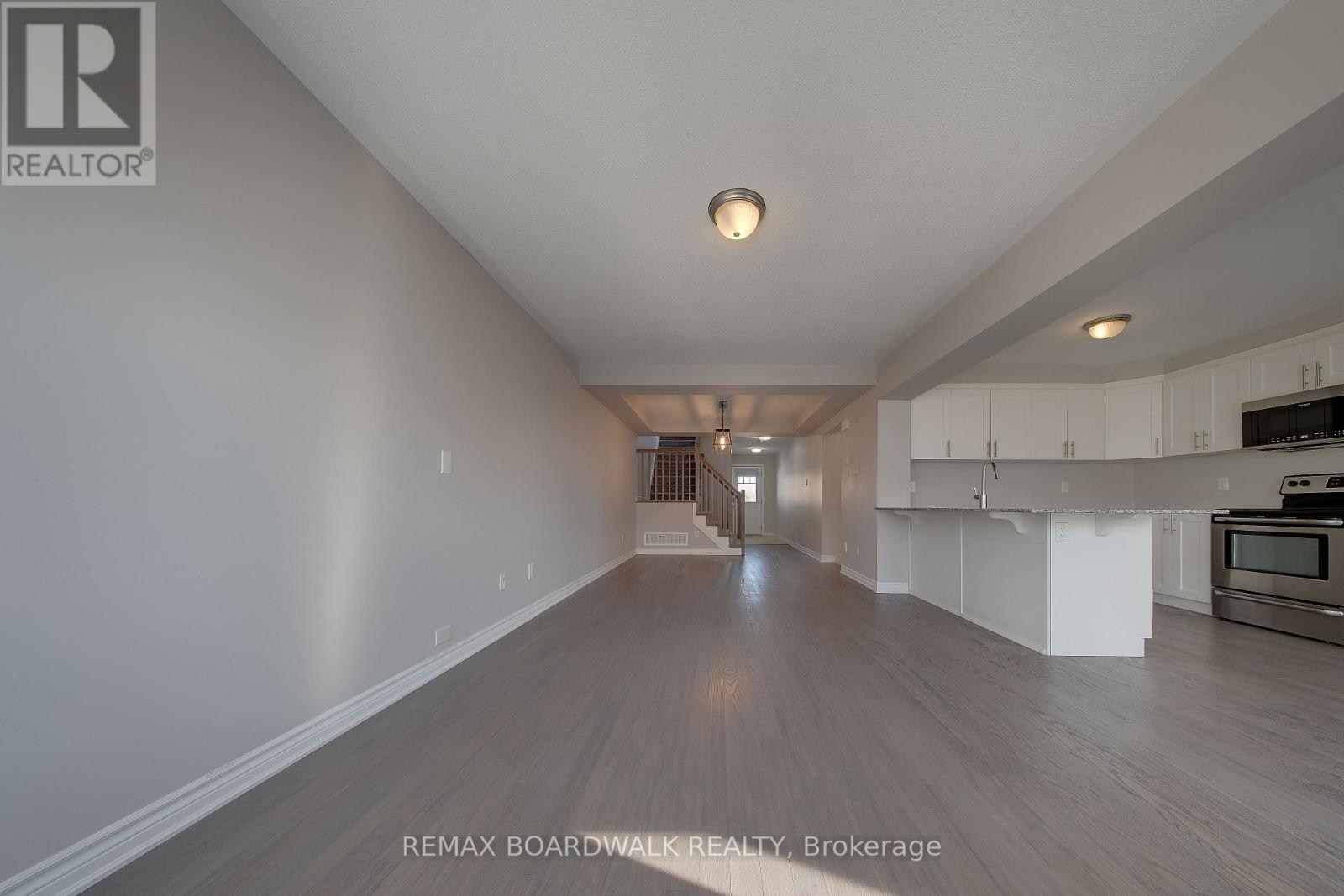 132 Conifer Creek Circle, Ottawa, Ontario  K2M 0M2 - Photo 11 - X12724546