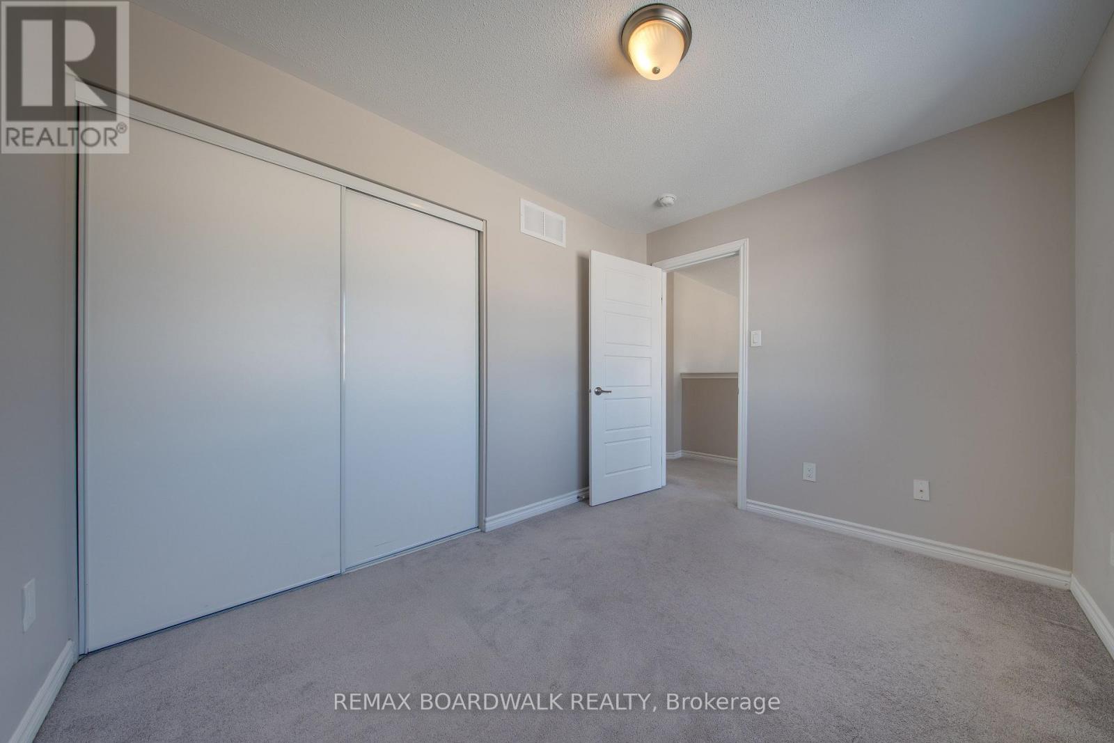 132 Conifer Creek Circle, Ottawa, Ontario  K2M 0M2 - Photo 27 - X12724546