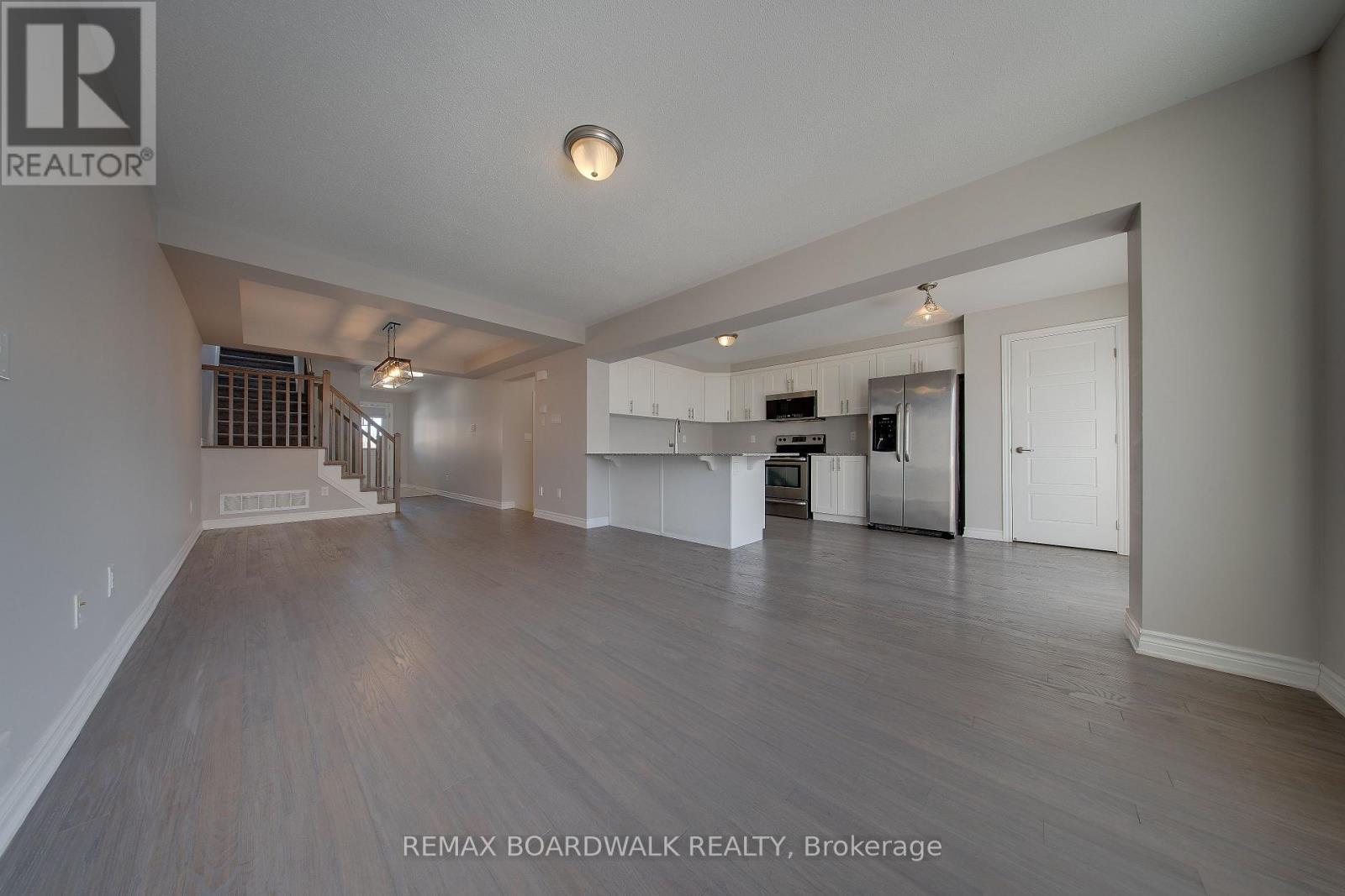 132 Conifer Creek Circle, Ottawa, Ontario  K2M 0M2 - Photo 12 - X12724546