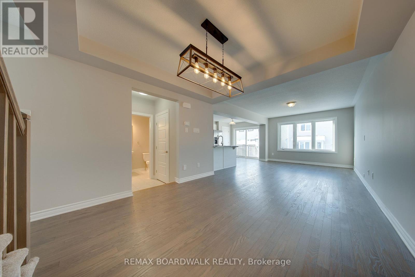 132 Conifer Creek Circle, Ottawa, Ontario  K2M 0M2 - Photo 9 - X12724546