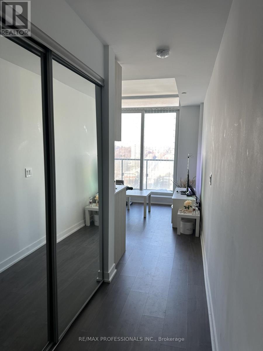 1816 - 1928 Lake Shore Boulevard W, Toronto (High Park-Swansea), Ontario  M6S 1A1 - Photo 18 - W12729826