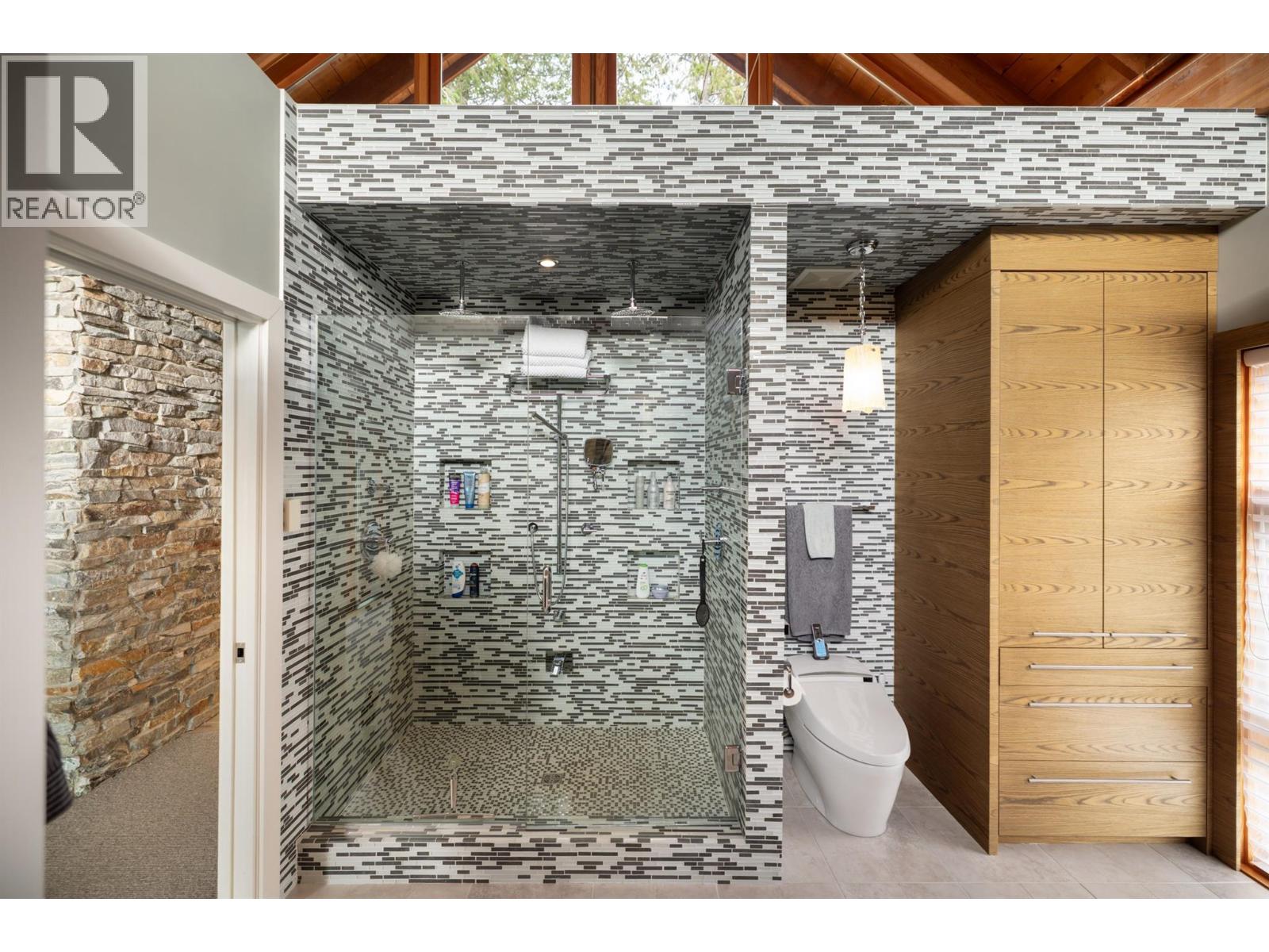 9845 Eastside Road Unit# 125 & 126, Vernon, British Columbia  V1H 1Z2 - Photo 32 - 10374604