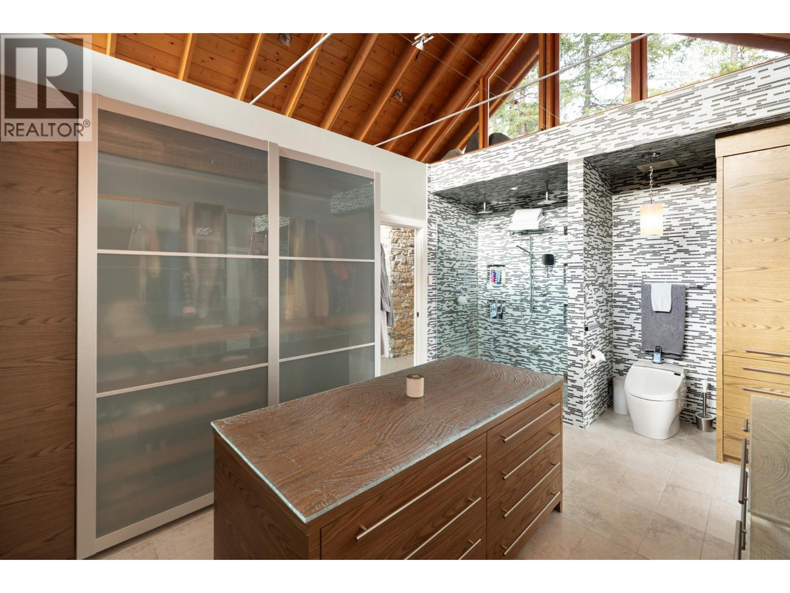 9845 Eastside Road Unit# 125 & 126, Vernon, British Columbia  V1H 1Z2 - Photo 33 - 10374604