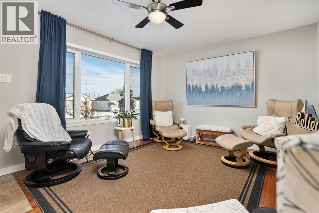 4923 51 Avenue, Holden, Alberta  T0B 0H8 - Photo 3 - A2280057