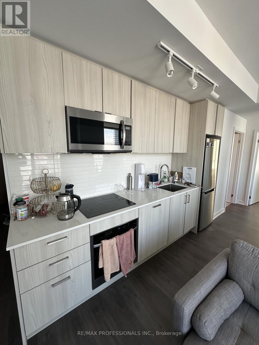 1816 - 1928 Lake Shore Boulevard W, Toronto (High Park-Swansea), Ontario  M6S 1A1 - Photo 8 - W12729826