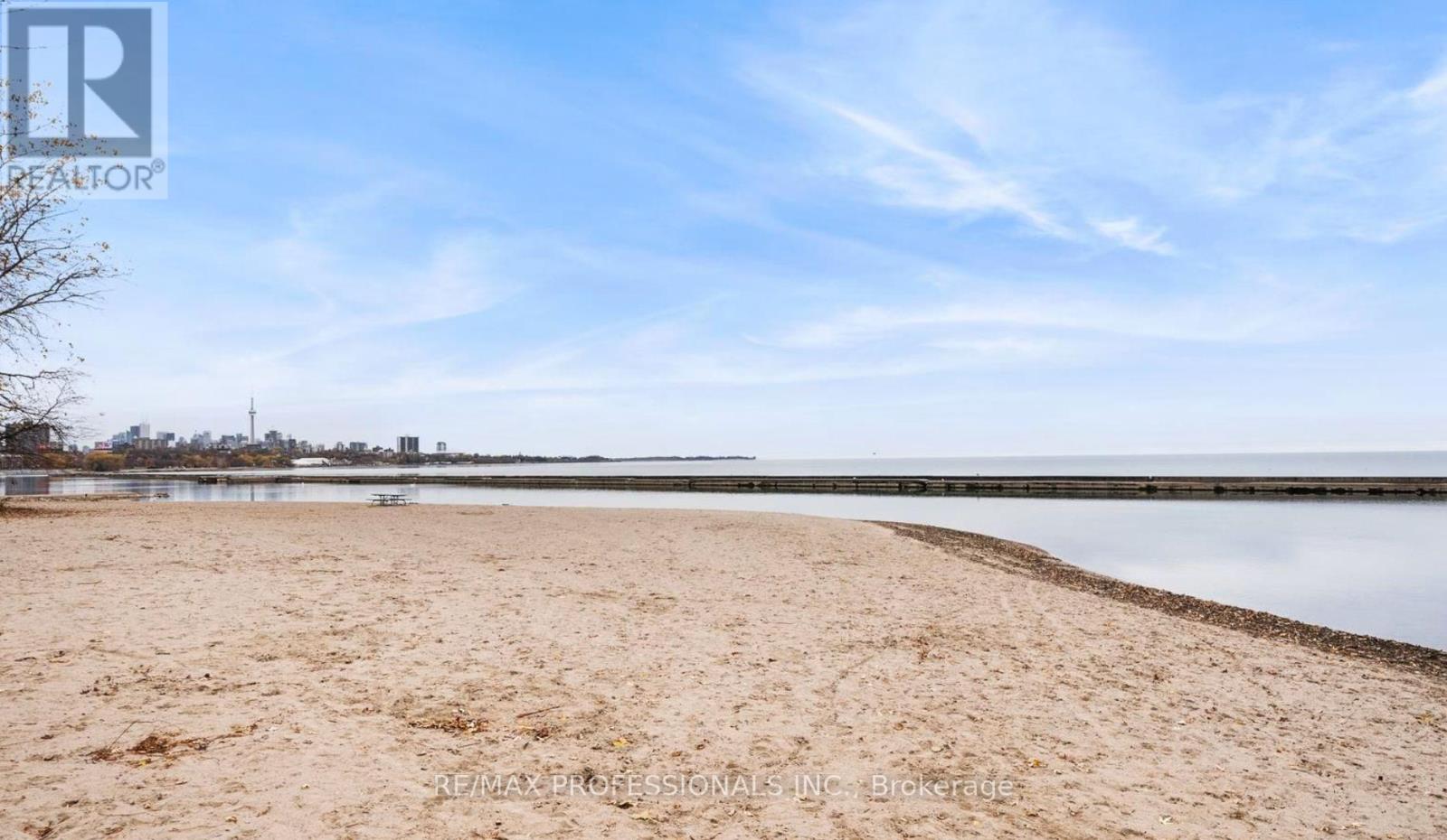 1816 - 1928 Lake Shore Boulevard W, Toronto (High Park-Swansea), Ontario  M6S 1A1 - Photo 24 - W12729826