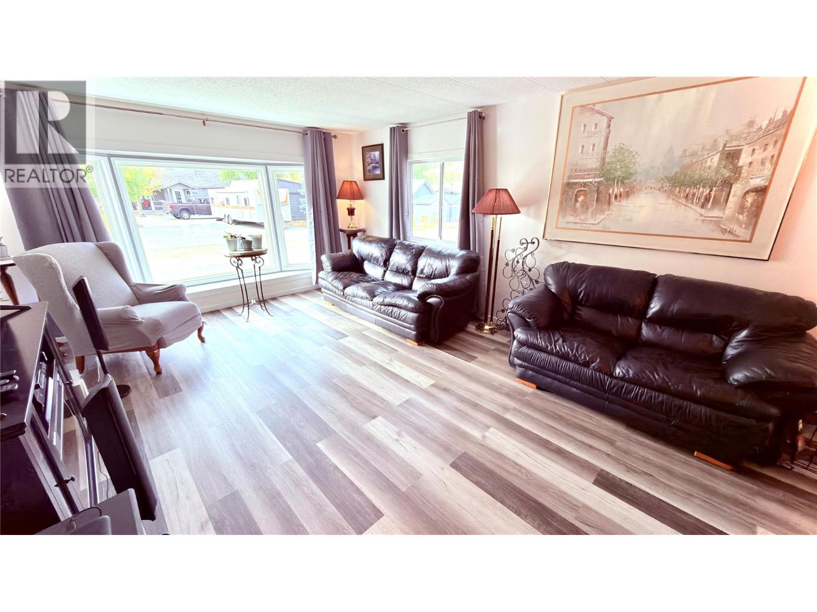 925 Thirteenth Avenue Unit# 3, Midway, British Columbia  V0H 1M0 - Photo 30 - 10374543