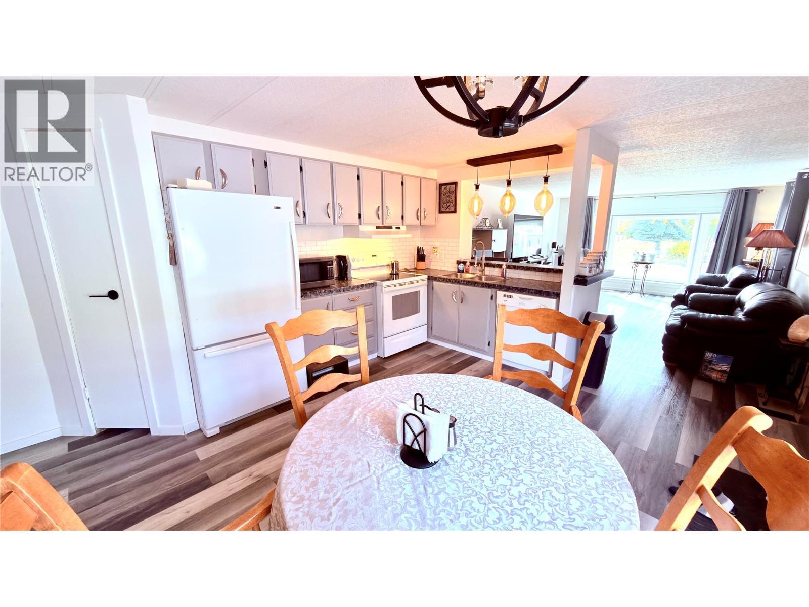 925 Thirteenth Avenue Unit# 3, Midway, British Columbia  V0H 1M0 - Photo 25 - 10374543