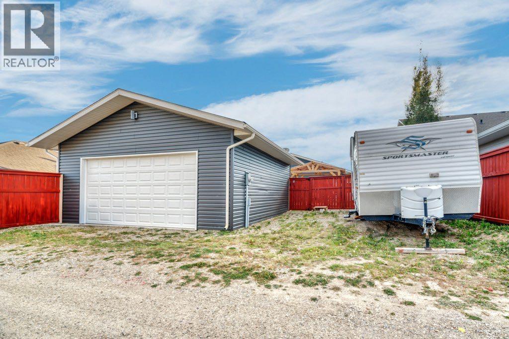 138 Westview Drive, Nanton, Alberta  T0L 1R0 - Photo 32 - A2279545