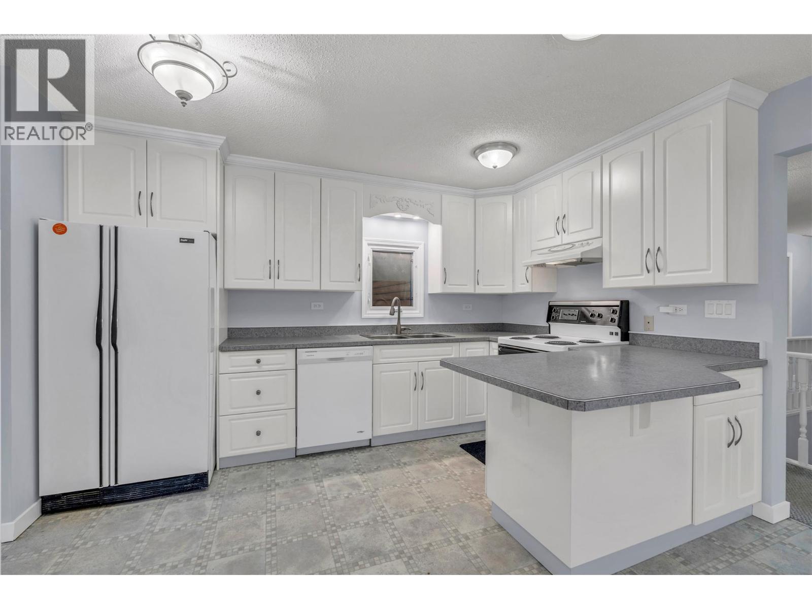 194 Nelson Avenue Penticton Photo 11