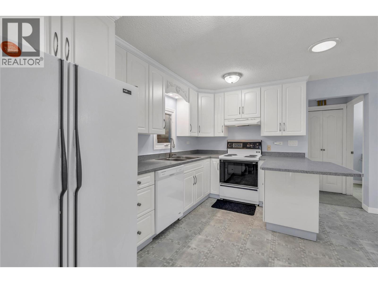 194 Nelson Avenue Penticton Photo 9