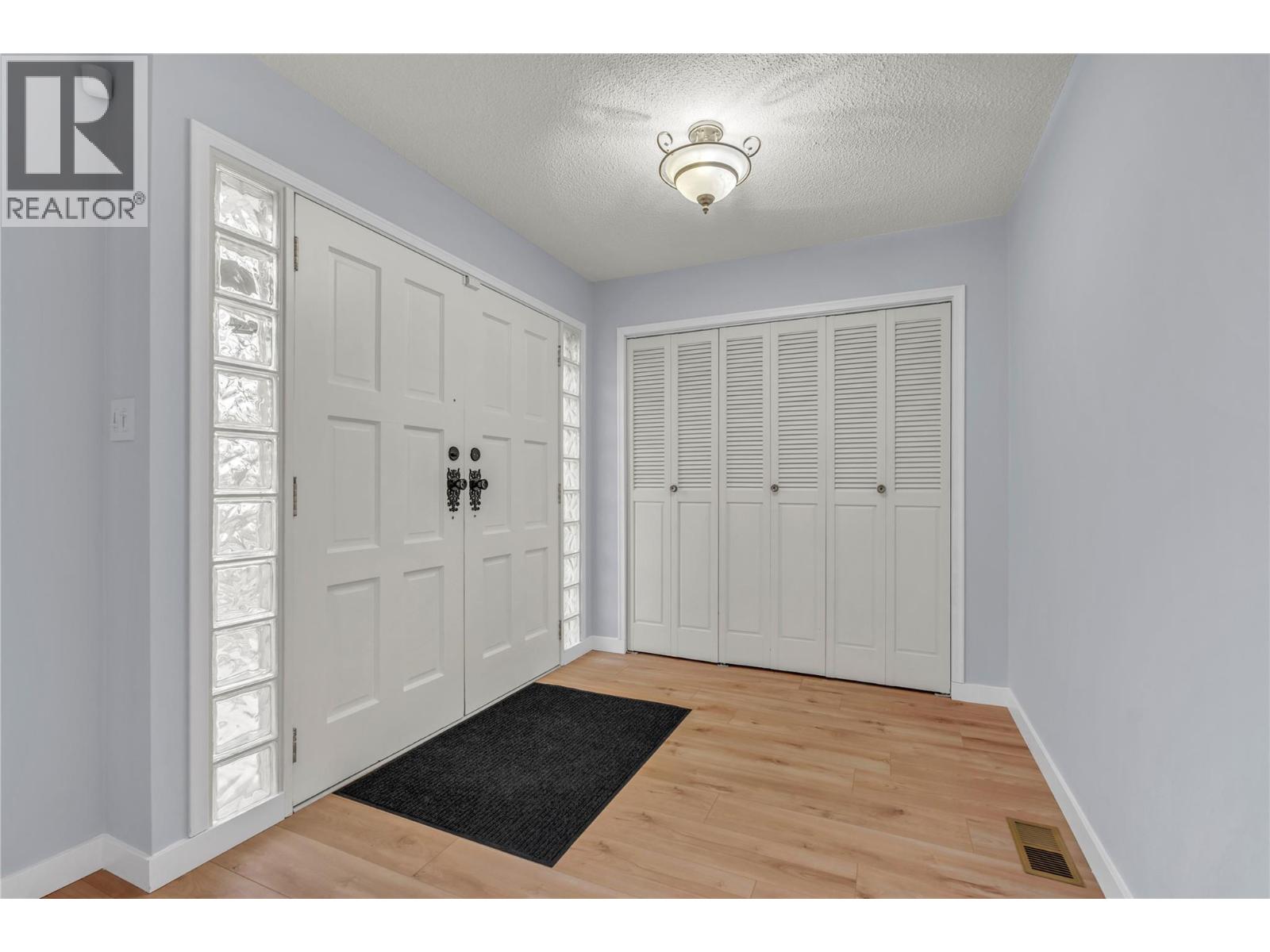 194 Nelson Avenue Penticton Photo 4