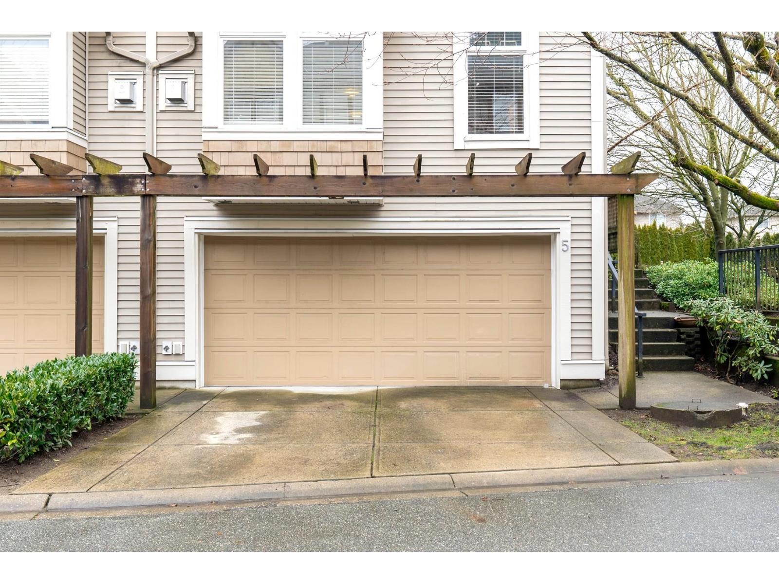 5 6588 188 Street, Surrey, British Columbia  V3S 1Z6 - Photo 2 - R3082909