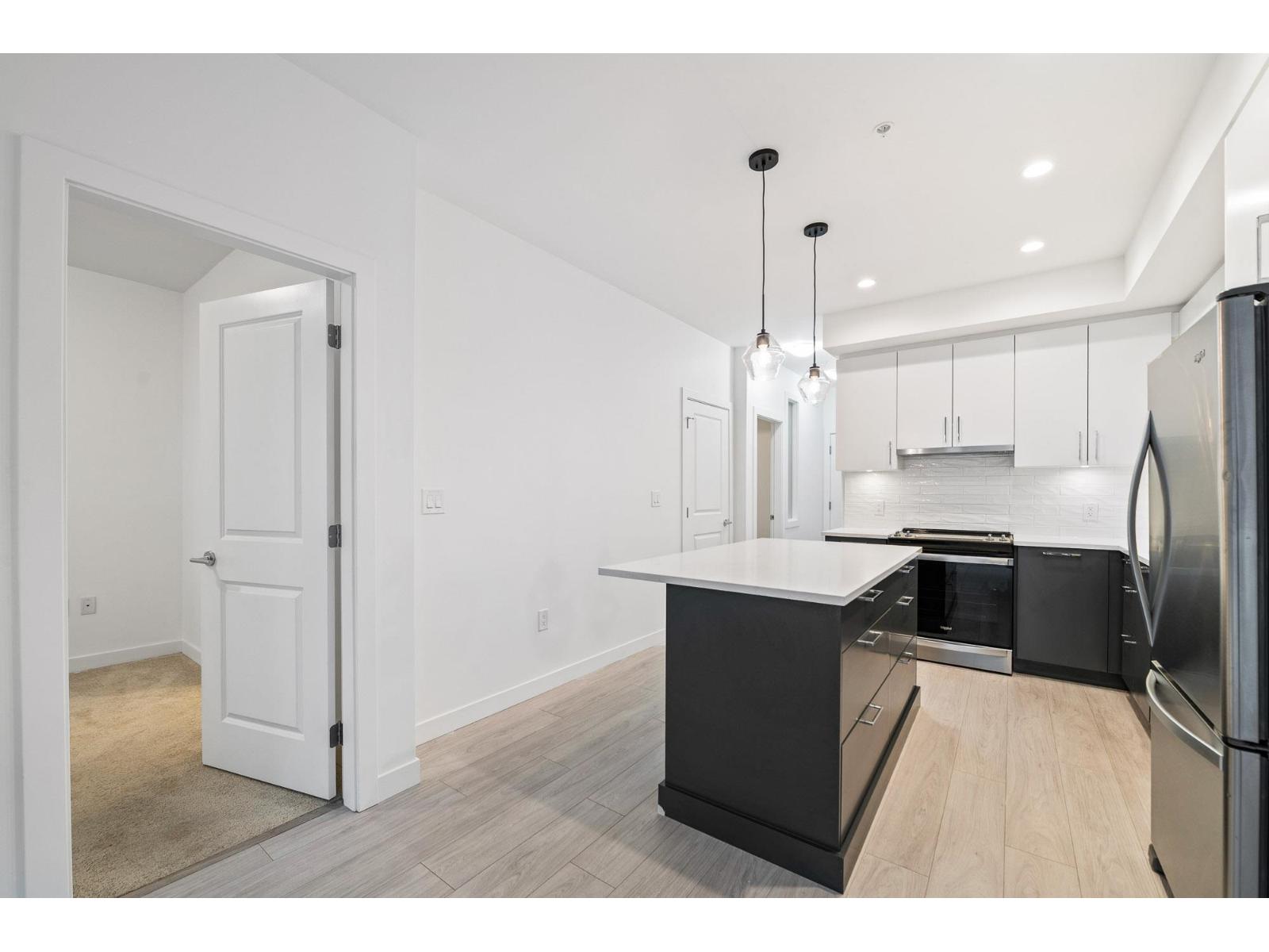 B306 20834 80 Avenue, Langley, British Columbia  V2Y 3M4 - Photo 12 - R3085079