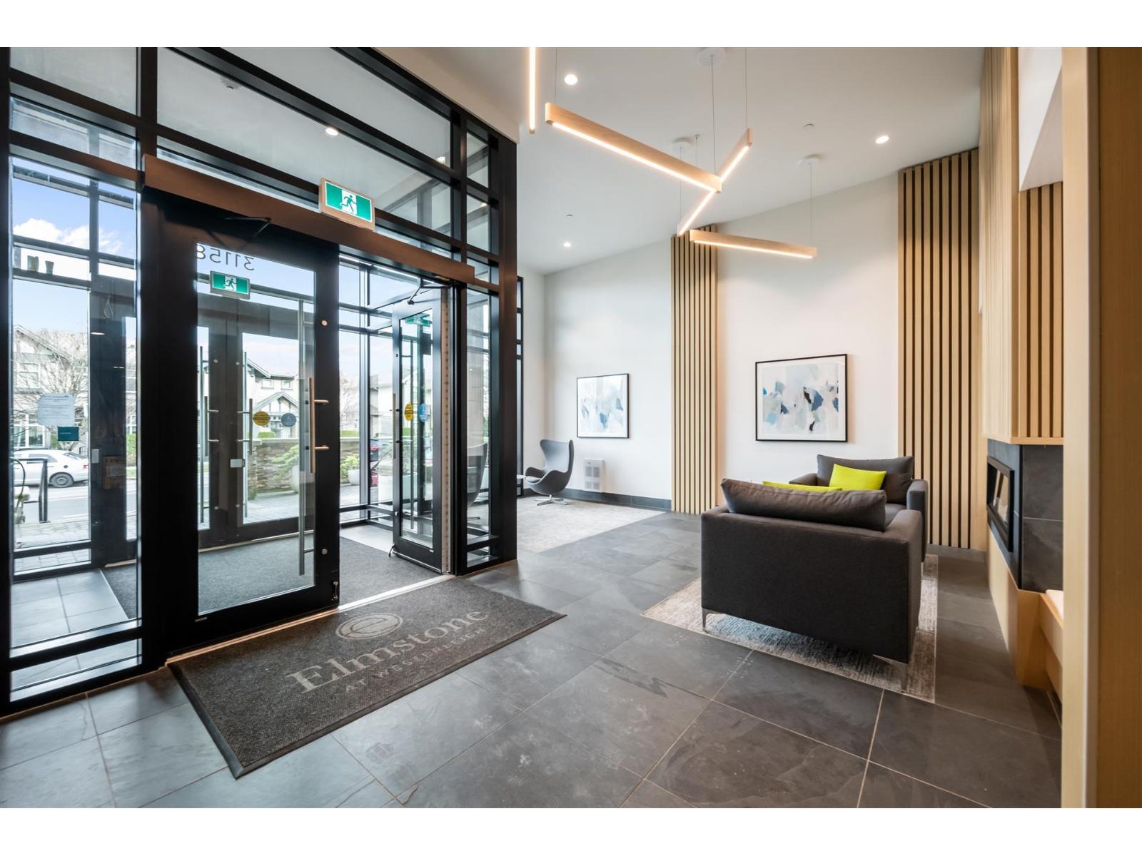 211 31158 Westridge Place, Abbotsford, British Columbia  V2T 0K5 - Photo 3 - R3084821