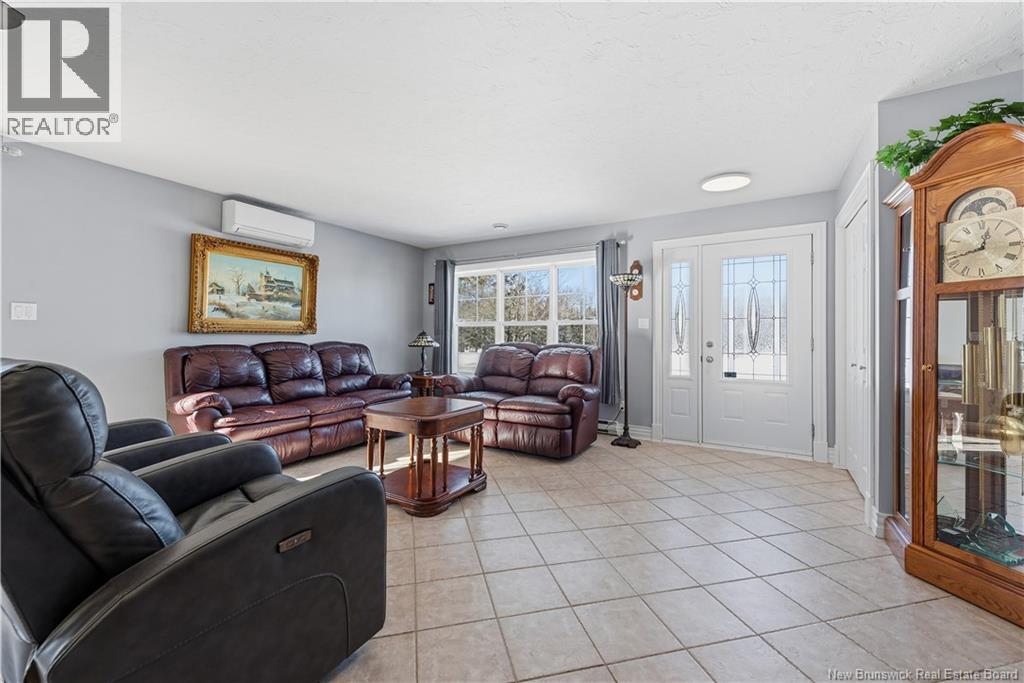 65 Clement Avenue, Saint-Antoine, New Brunswick  E4V 1E3 - Photo 4 - NB132966