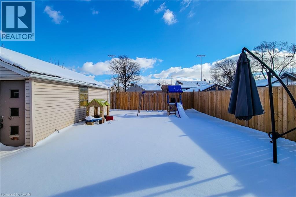 48 Tolton Avenue, Hamilton, Ontario  L8H 5N6 - Photo 3 - 40802314