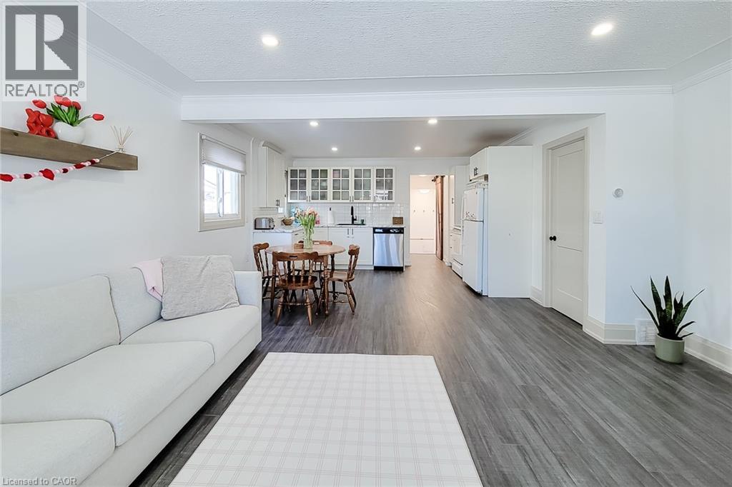 48 Tolton Avenue, Hamilton, Ontario  L8H 5N6 - Photo 4 - 40802314