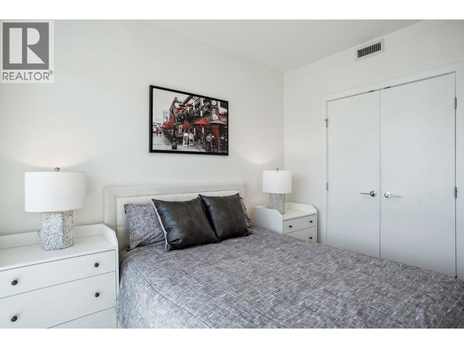 1503 200 Klahanie Court, West Vancouver, British Columbia  V7P 0E4 - Photo 16 - R3085338