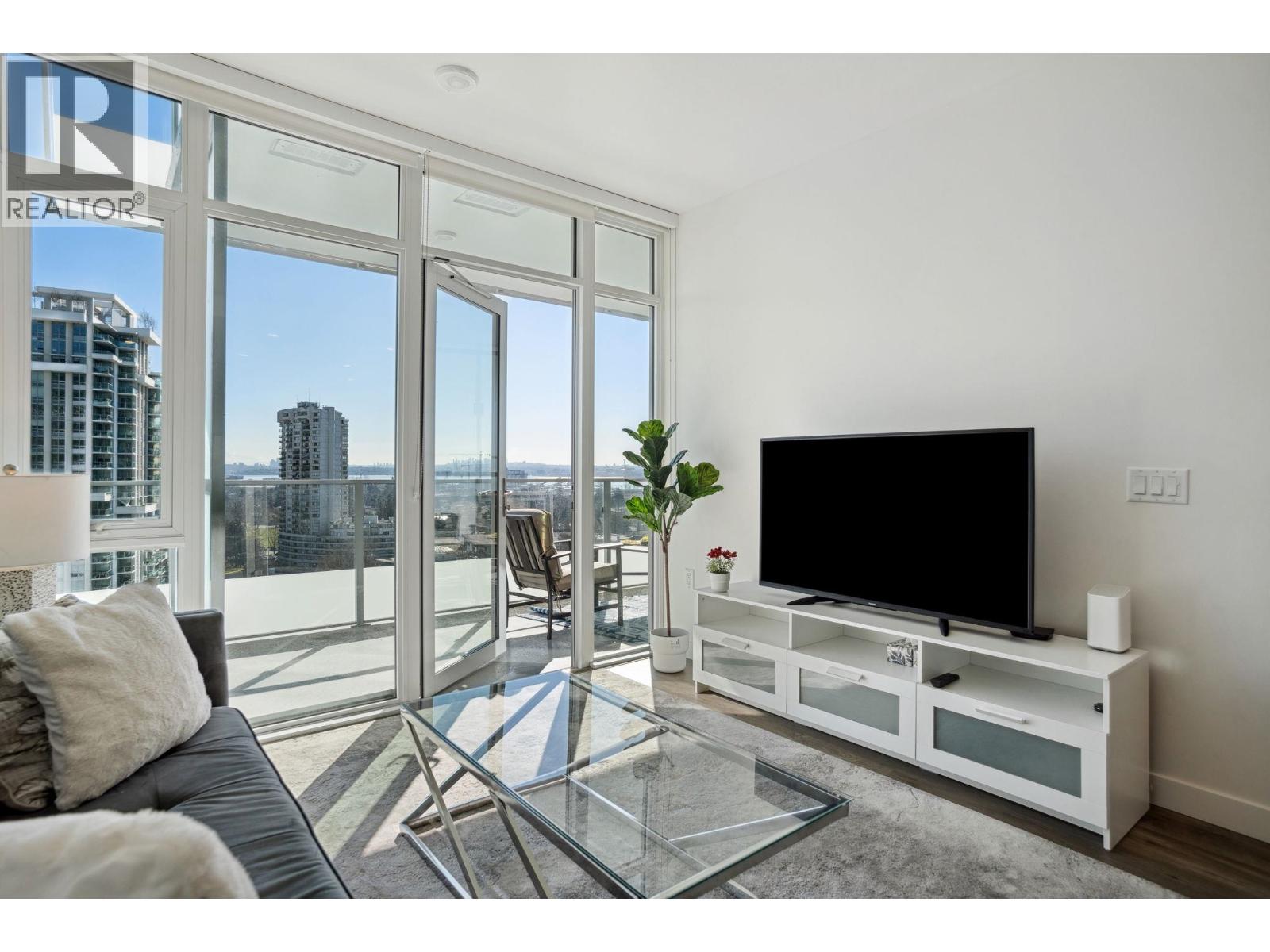 1503 200 Klahanie Court, West Vancouver, British Columbia  V7P 0E4 - Photo 2 - R3085338