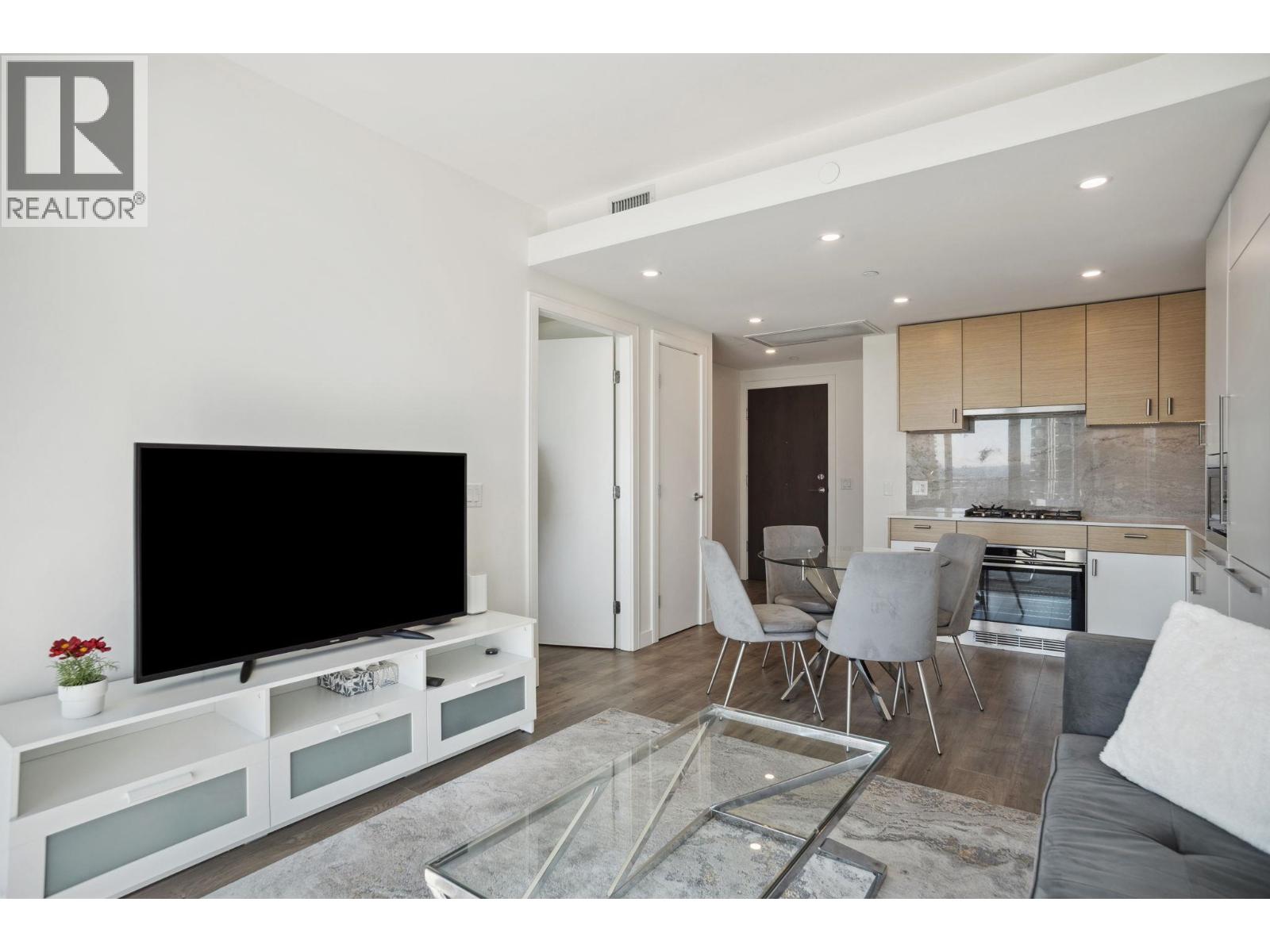 1503 200 Klahanie Court, West Vancouver, British Columbia  V7P 0E4 - Photo 4 - R3085338