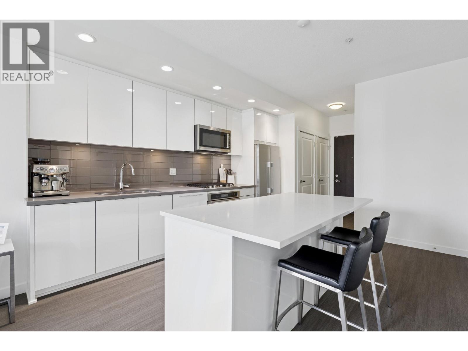 501 277 W 1st Street, North Vancouver, British Columbia  V7M 0E8 - Photo 6 - R3085378