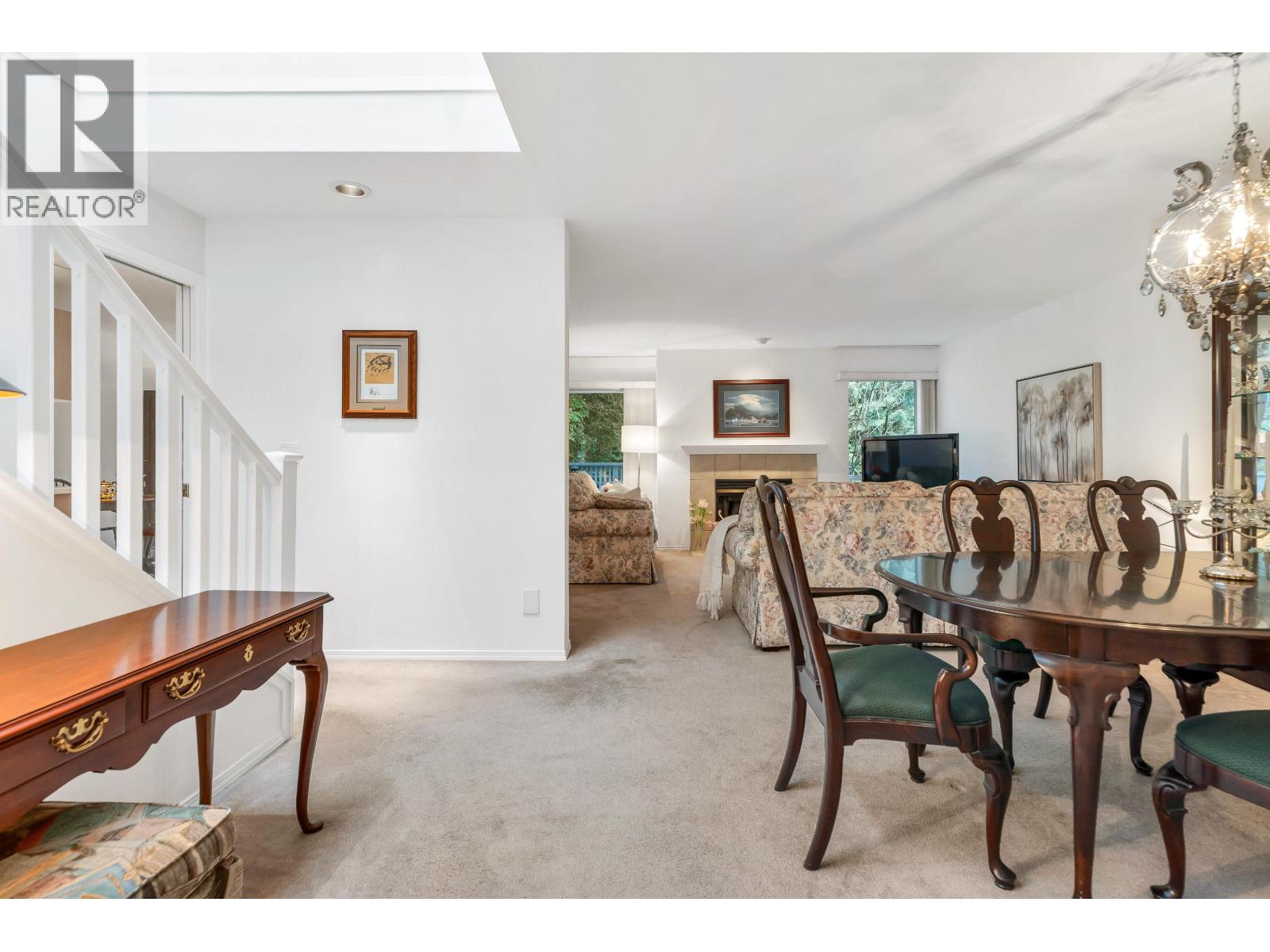 12 3634 Garibaldi Drive, North Vancouver, British Columbia  V7H 2X5 - Photo 11 - R3085400