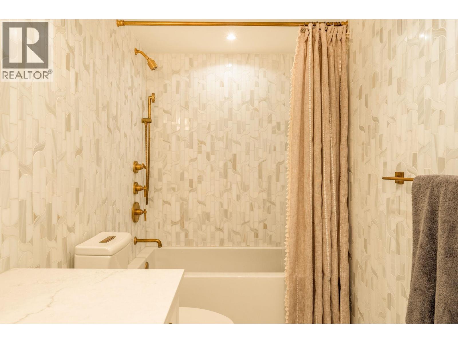 302 1008 Beach Avenue, Vancouver, British Columbia  V6E 1T7 - Photo 30 - R3085410