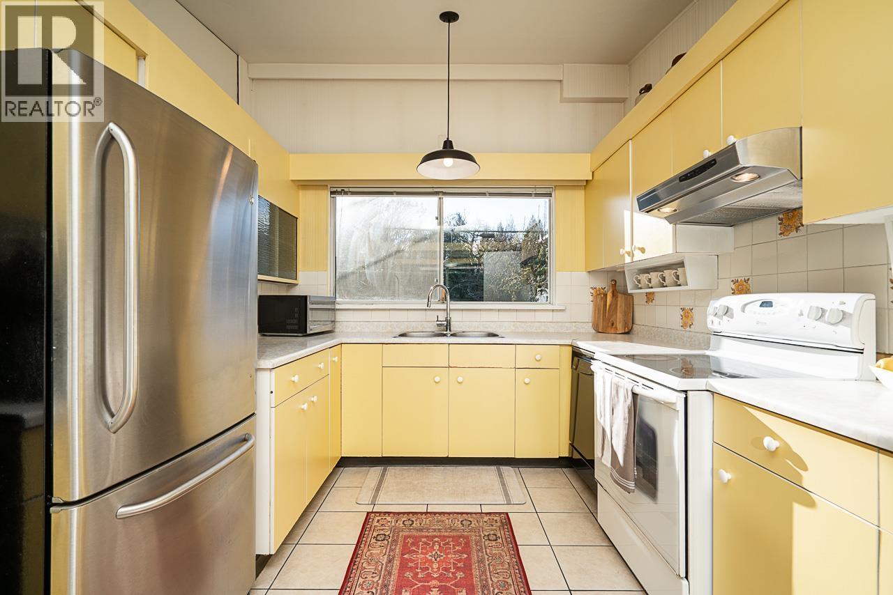 4862 Queensland Road, Vancouver, British Columbia  V6T 1G2 - Photo 12 - R3085351