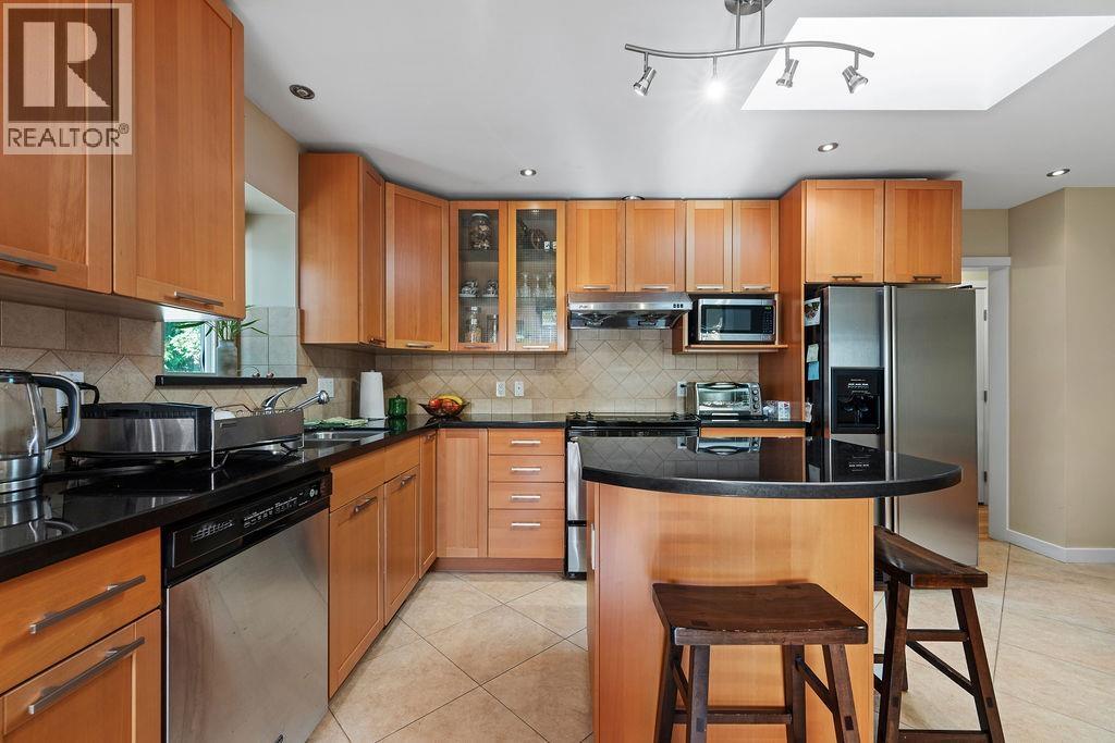 7292 Shawnee Place, Vancouver, British Columbia  V5S 2Z1 - Photo 10 - R3085356