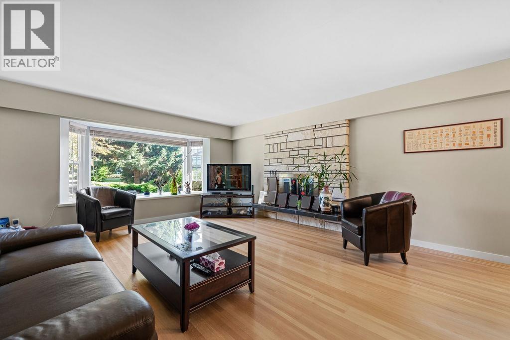 7292 Shawnee Place, Vancouver, British Columbia  V5S 2Z1 - Photo 3 - R3085356