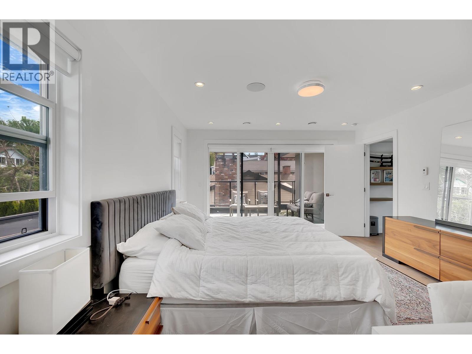 440 W Queens Road, North Vancouver, British Columbia  V7N 2K7 - Photo 24 - R3085363