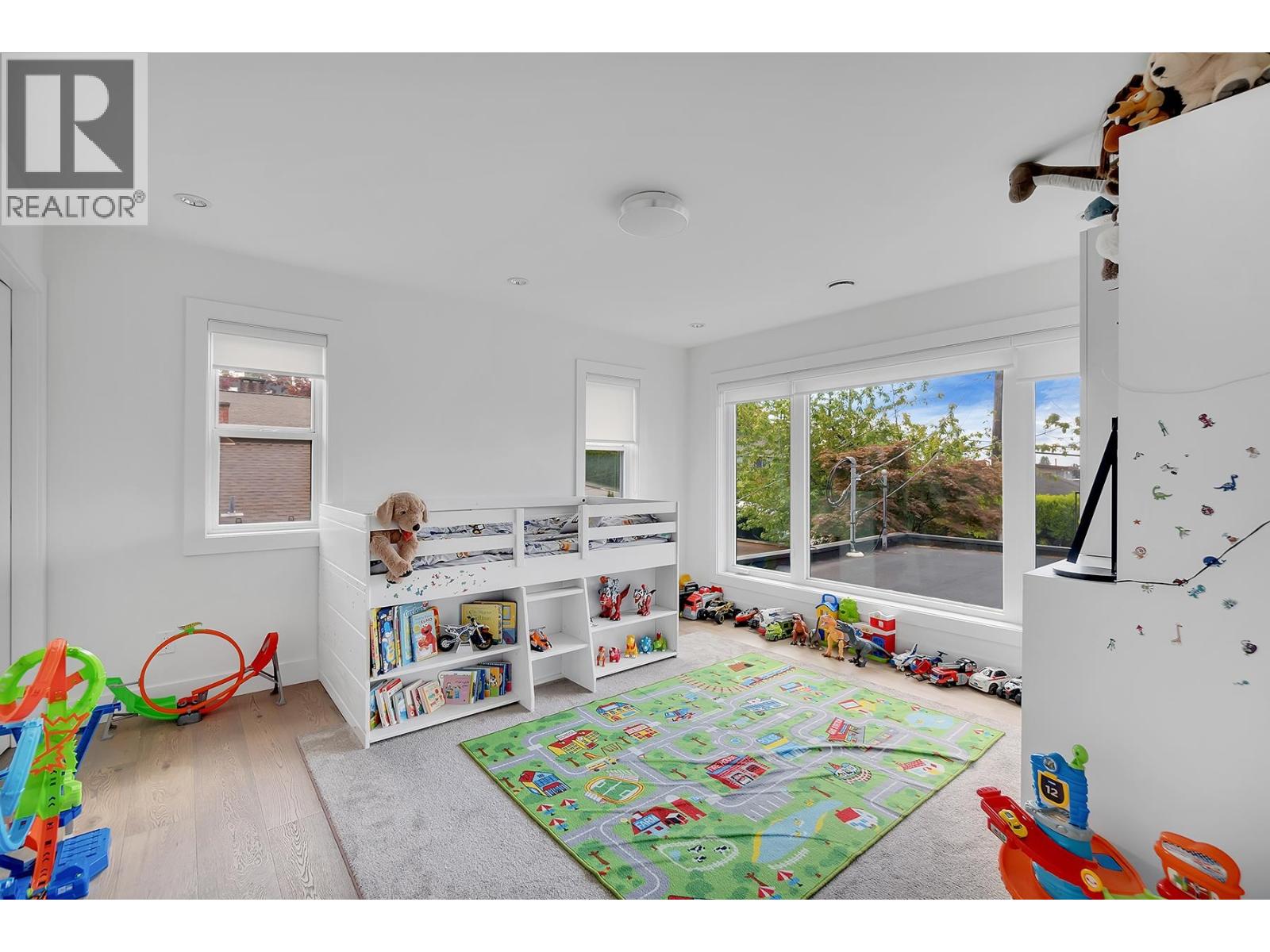 440 W Queens Road, North Vancouver, British Columbia  V7N 2K7 - Photo 30 - R3085363