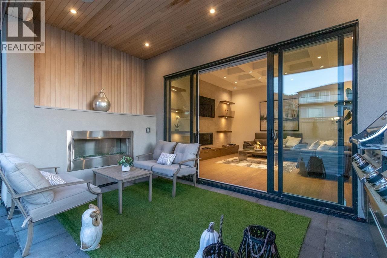 440 W Queens Road, North Vancouver, British Columbia  V7N 2K7 - Photo 36 - R3085363