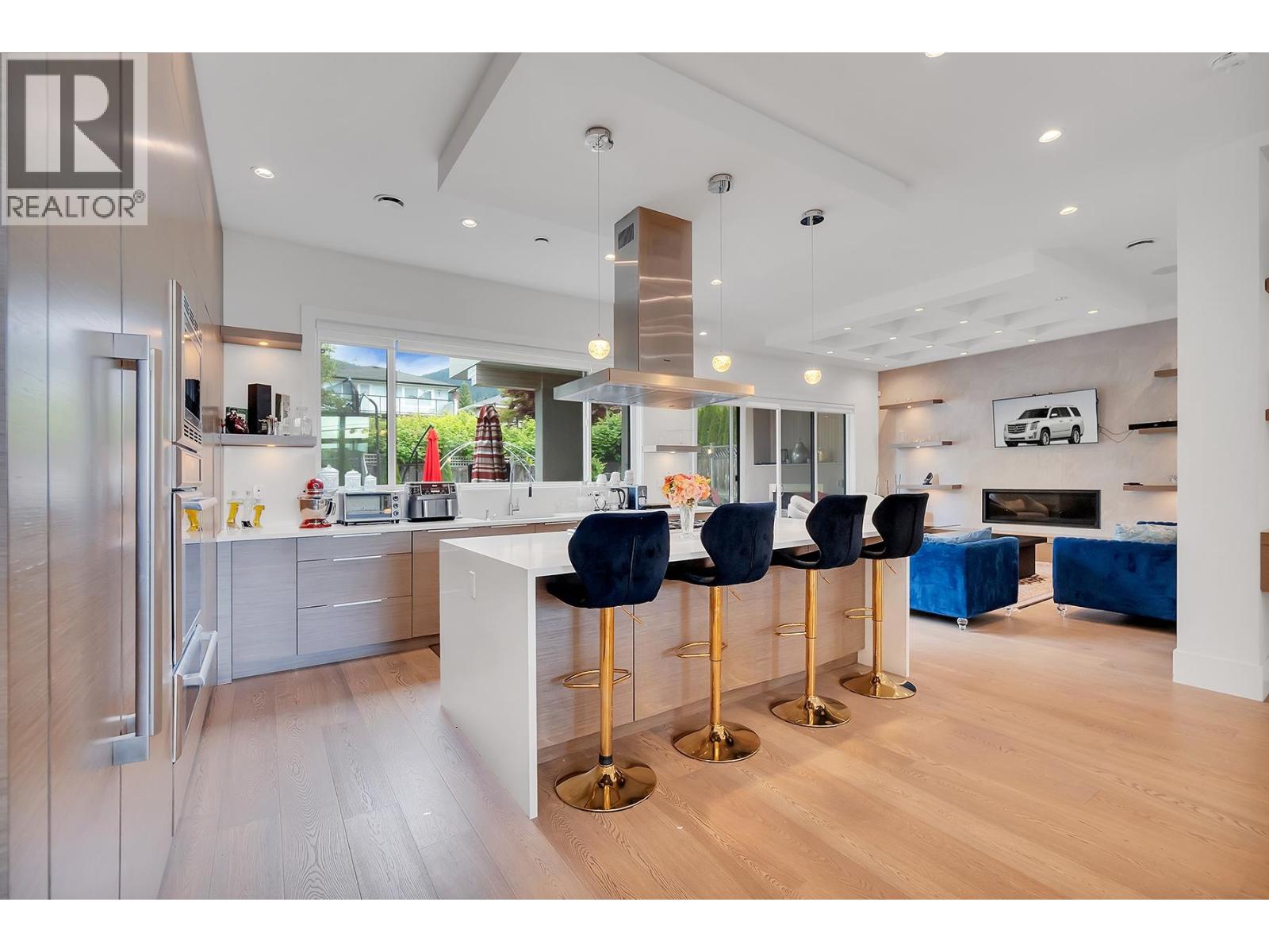 440 W Queens Road, North Vancouver, British Columbia  V7N 2K7 - Photo 8 - R3085363