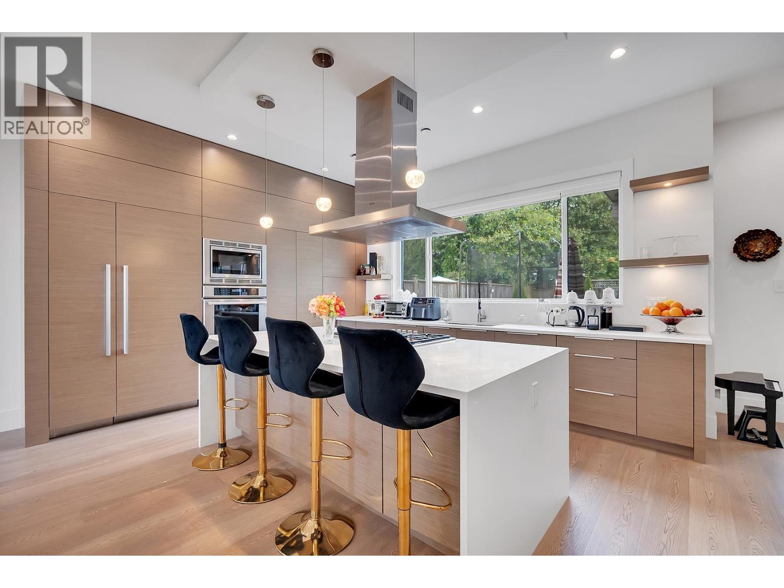 440 W Queens Road, North Vancouver, British Columbia  V7N 2K7 - Photo 9 - R3085363