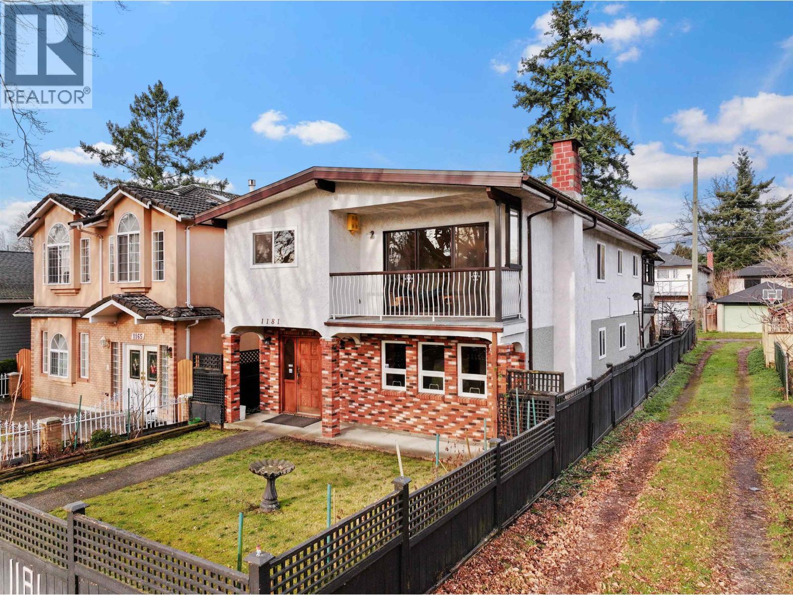 1181 E 24th Avenue, Vancouver, British Columbia  V5V 2B3 - Photo 1 - R3085384