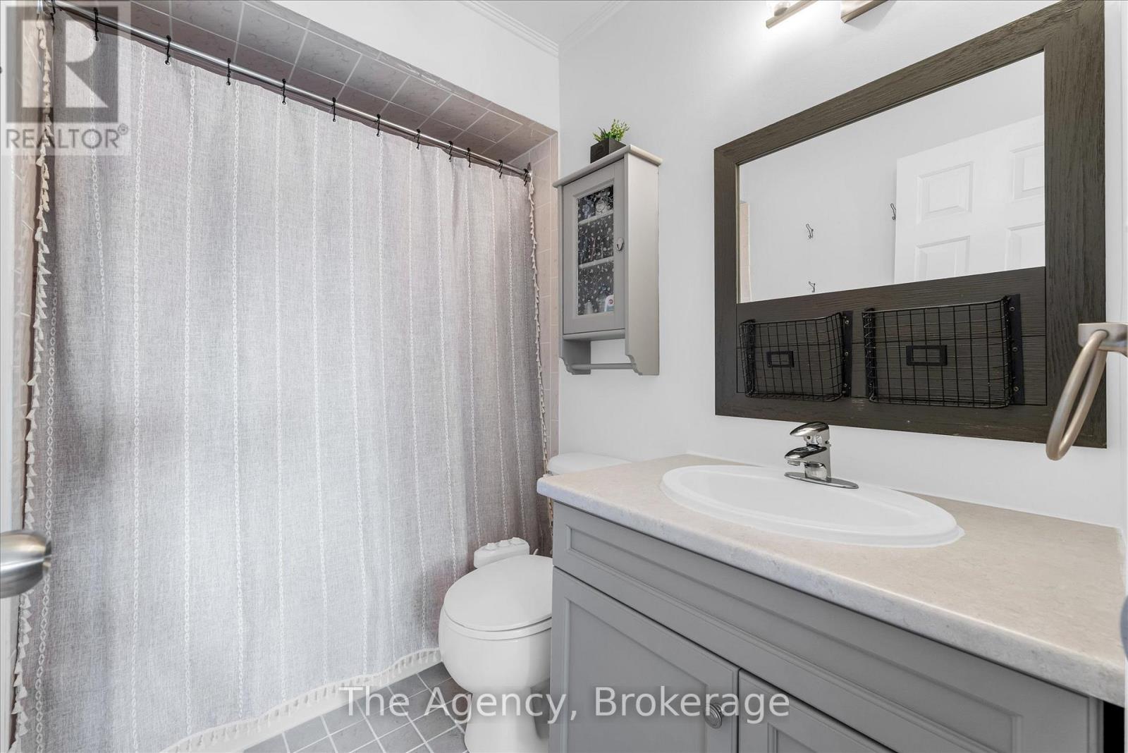 137 Northwood Drive, Welland, Ontario  L3C 6S4 - Photo 24 - X12749968