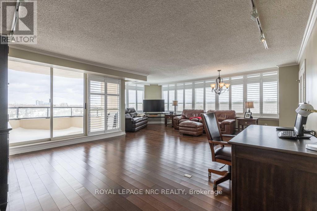 804 - 3 Towering Heights Boulevard, St. Catharines, Ontario  L2T 4A4 - Photo 10 - X12749986