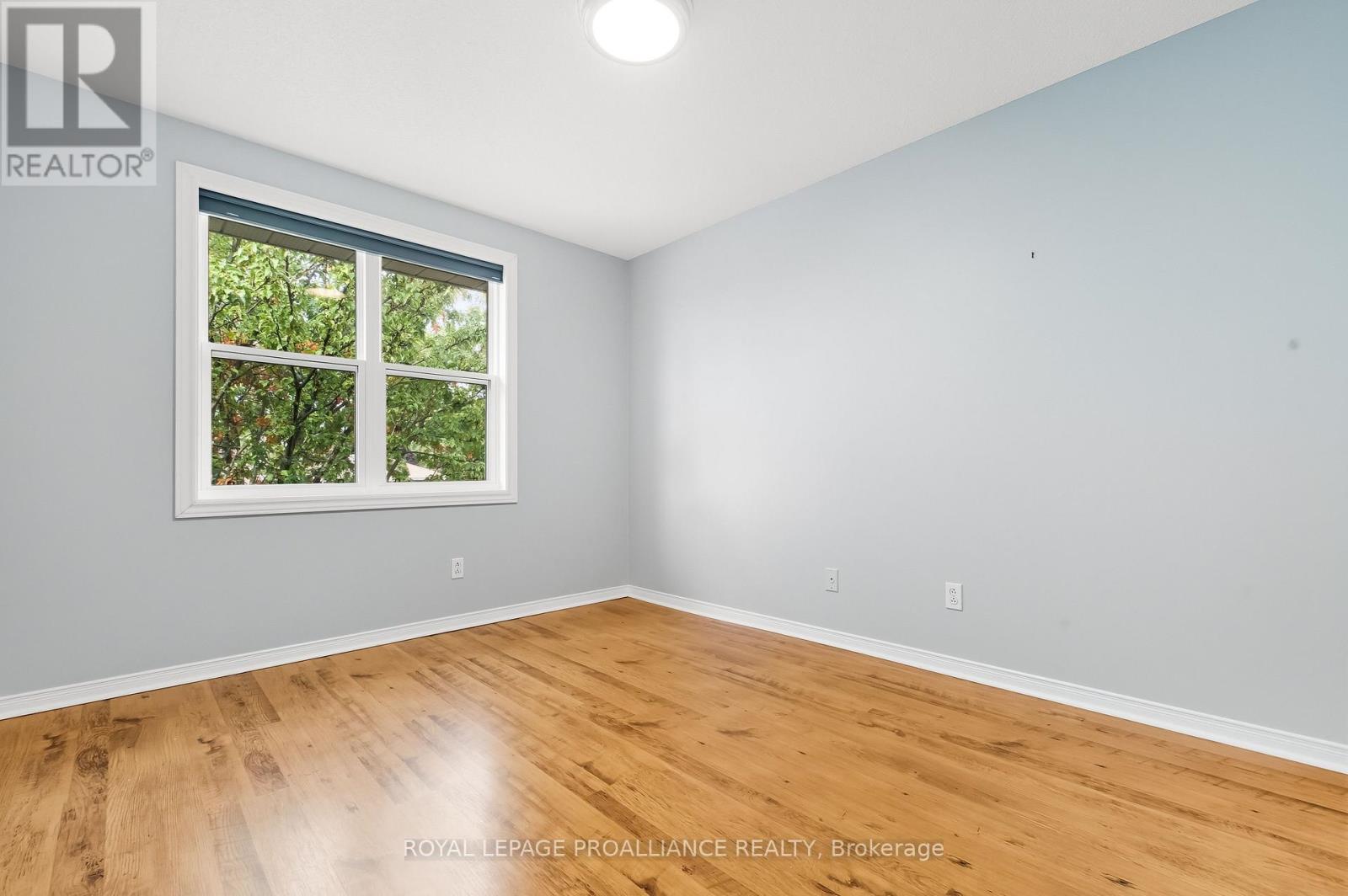 34 Forchuk Crescent, Quinte West, Ontario  K8V 6N2 - Photo 25 - X12748592