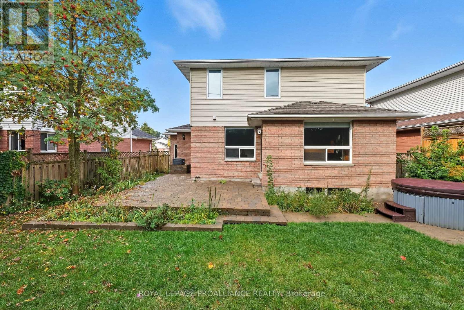 34 Forchuk Crescent, Quinte West, Ontario  K8V 6N2 - Photo 44 - X12748592